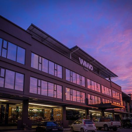 Wiwo Hotel Bintulu Exterior photo