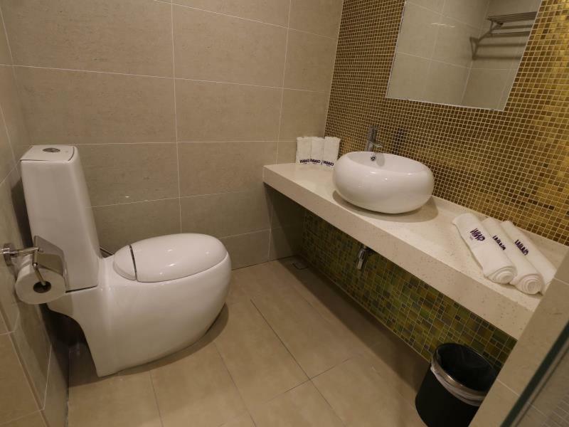 Wiwo Hotel Bintulu Exterior photo